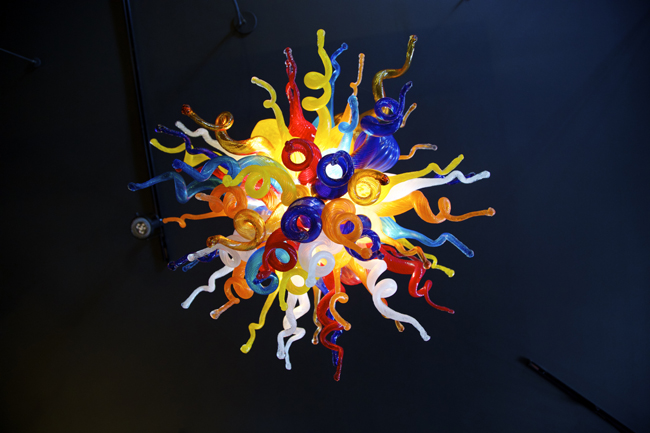 A Chihuly-style chandelier. Photo by Jim Krause