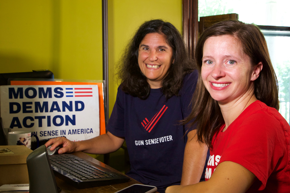 (l-r) Rachel Guglielmo and Courtney Daily. Photo by Jim Krause