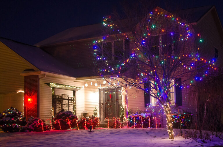 UPDATE 18 of Bloomington’s Best Holiday Lights Displays (PHOTO GALLERY