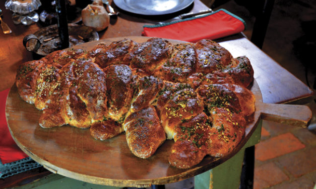 Holiday Recipes: Christmas Tree Bread with Oats and Seeds
