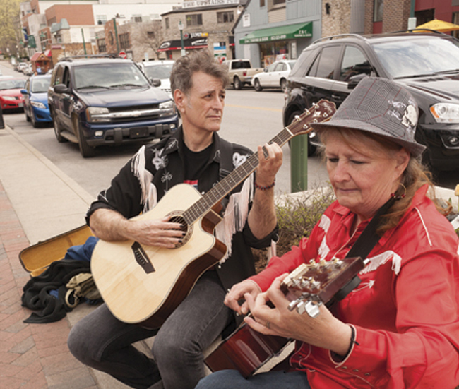 Kimmie & Johnny: A Funky ‘Cowpunk’ Duo