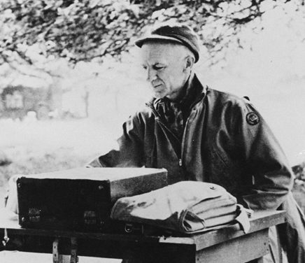 Take a Seat Next to a Legend at New Ernie Pyle Sculpture