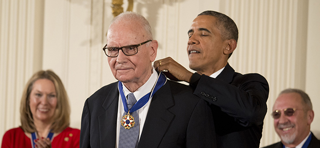 A Day to Remember: Lee Hamilton Gets the Medal of Freedom