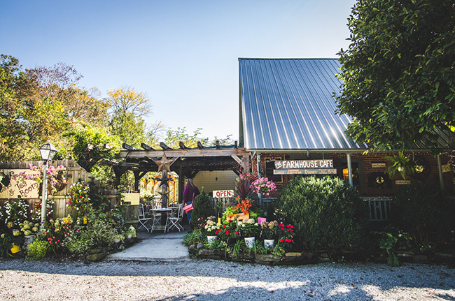 The Farmhouse Cafe entrance and outdoor dining patio. Photo by Audrey Dunnuck