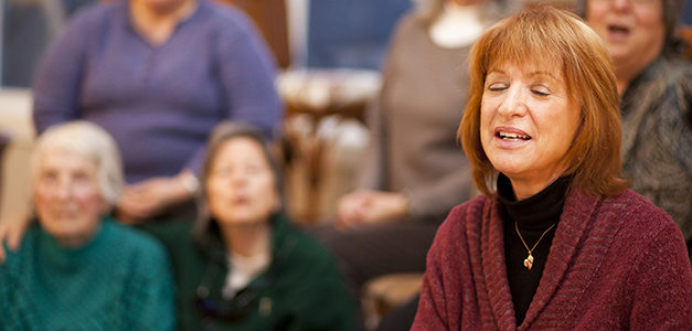 Threshold Choir Comforts Those at the End of Life (Video)