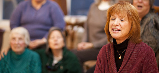 Threshold Choir Comforts Those at the End of Life (Video)