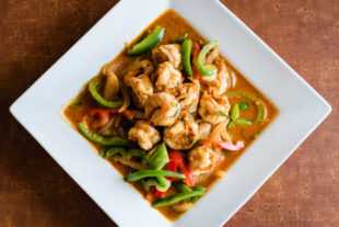 chefrecipes_bangkokthai_shrimpstirfry_lowres-1