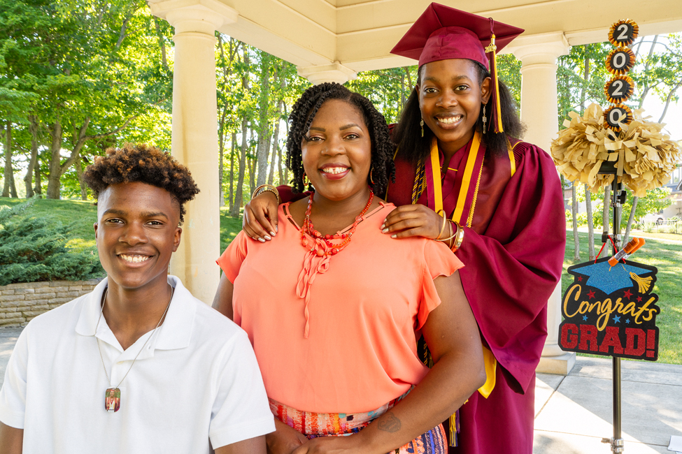 JaQuita Joy Roberts & Family: Helping to Feed Kids at the Food Train