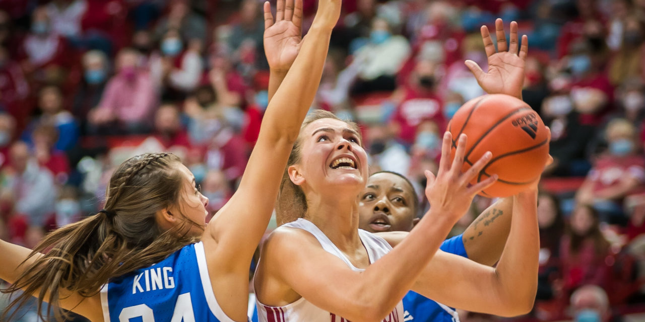 Hoosiers Win Big Over Kentucky in Top 15 Matchup [PHOTO GALLERY]